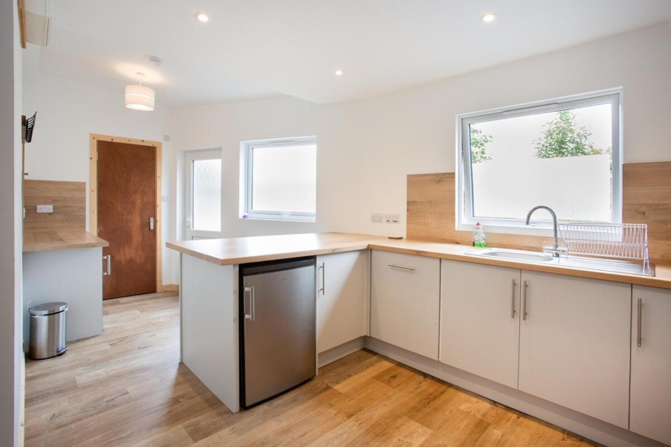Mike'S 3-Bedroom Countryside Cottage Alness Extérieur photo